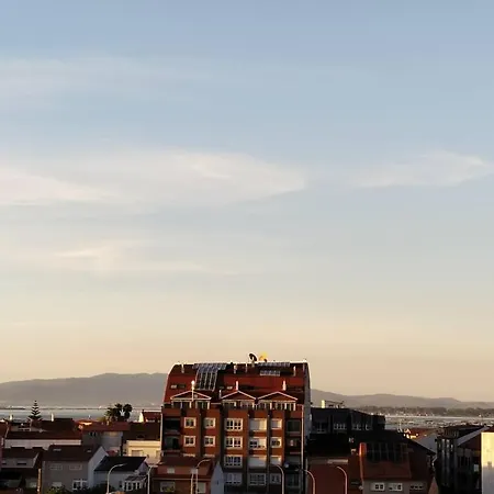 아파트 Atico Centrico Con Terraza Y Vistas Al Mar 오그로브